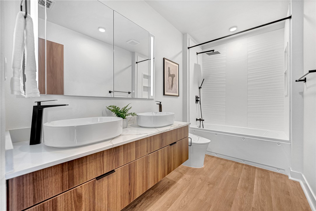 PARKSIDE SUB-LOWELL - Residential Lease