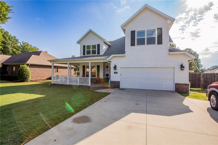 Welcome to 505 N Oakwood St – a stunning 3-bedroom, 2.5-bath house built in 2018, offering 2,851 sq ft located right off exit 78! This house comes with a beautifully designed living space plus a versatile bonus room, also enjoy a bright enclosed sunroom and a spacious covered patio perfect for year-round entertaining.

This home comes equipped with a SimpliSafe alarm system and a natural gas grill on the patio (to convey). Inside, you’ll love the tankless water heater for endless, on-demand hot water.

Outside, a 1,500 sq ft metal shop building with its own 200-amp service provides endless possibilities for hobbies, storage, or business use. With its combination of modern amenities, farmhouse charm, and a fully powered shop, this property is truly one-of-a-kind!