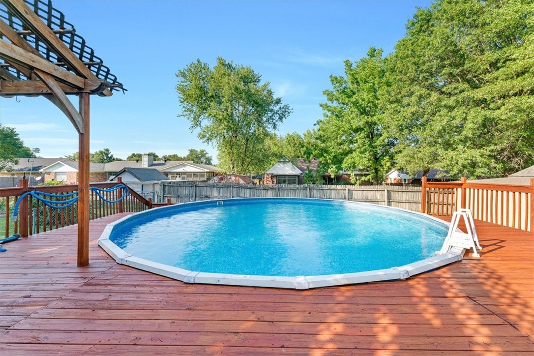 Rolling Hills Sub Siloam Spgs - Residential