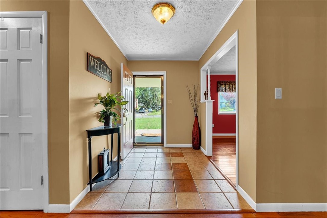 Rolling Hills Sub Siloam Spgs - Residential