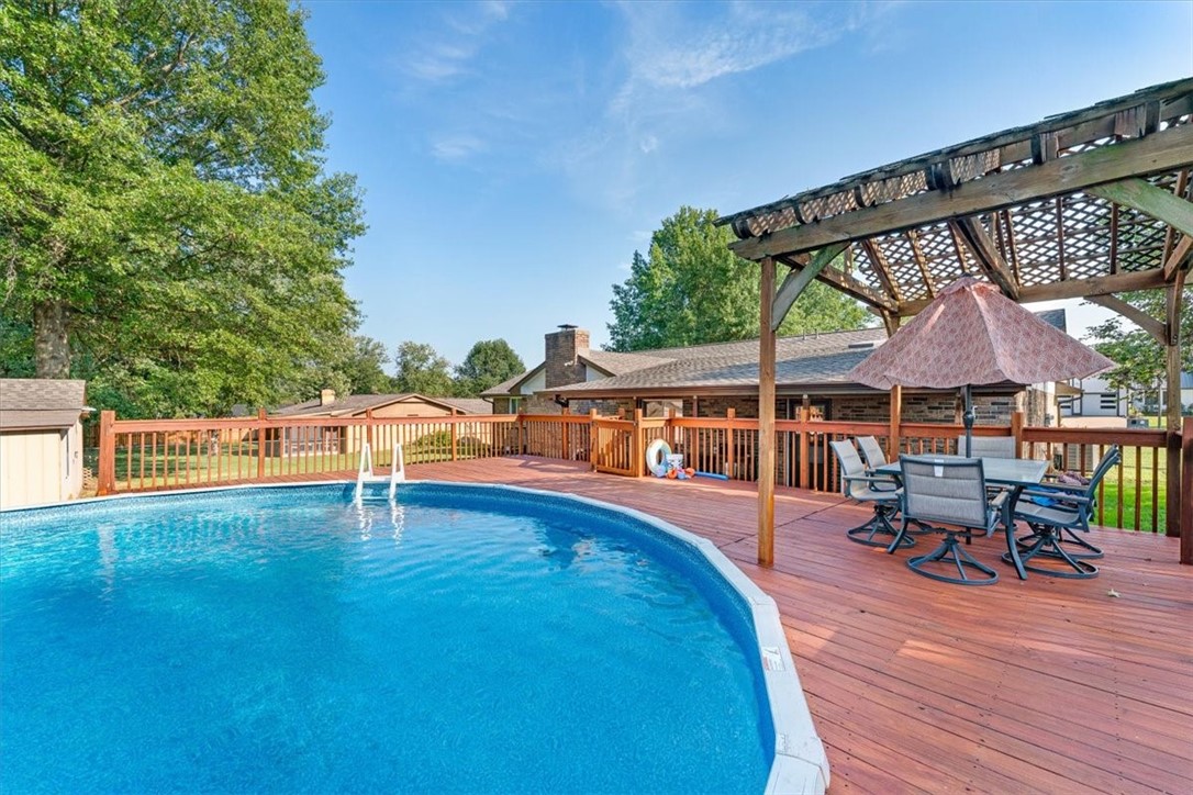 Rolling Hills Sub Siloam Spgs - Residential