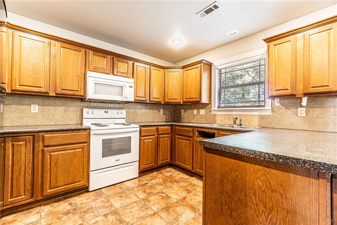 Country Meadows Sub Gravette - Residential Income