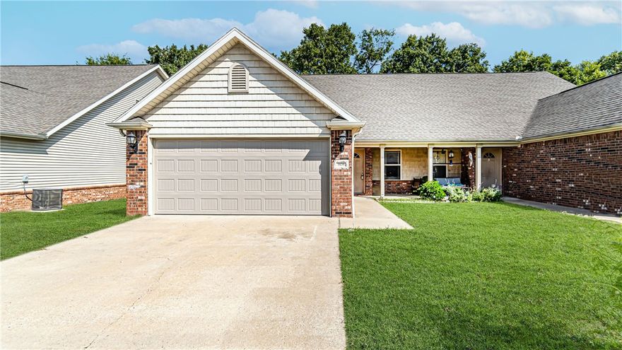 Don’t miss out on this rare professionally managed duplex. This duplex features 4-bedroom, 2.5-bathroom on each side that offers spacious living areas, a functional kitchen, and a backyard perfect for unwinding. Located just 5 minutes from downtown Gravette, with easy access to schools and local amenities, this property is a solid choice for an investment or future home. Enjoy the peace of a quiet neighborhood with all the convenience you need.