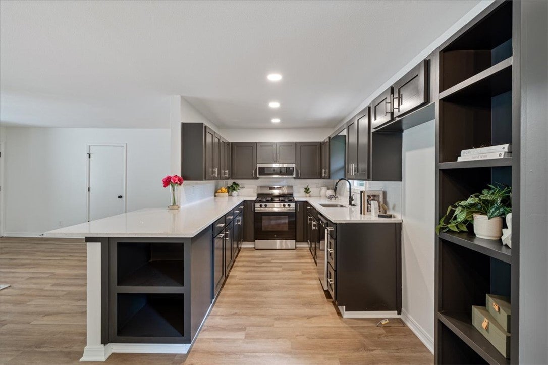 18 S Hampstead Lane - Photo 4