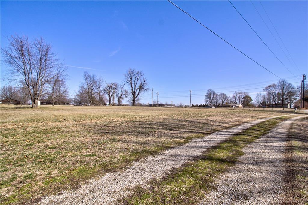 Springdale Outlots - Land
