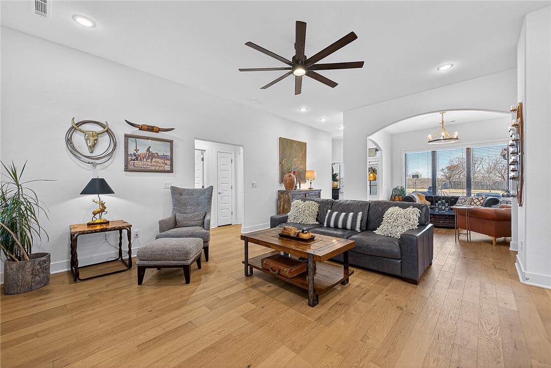 Woodridge Sub Ph III & IV - Residential