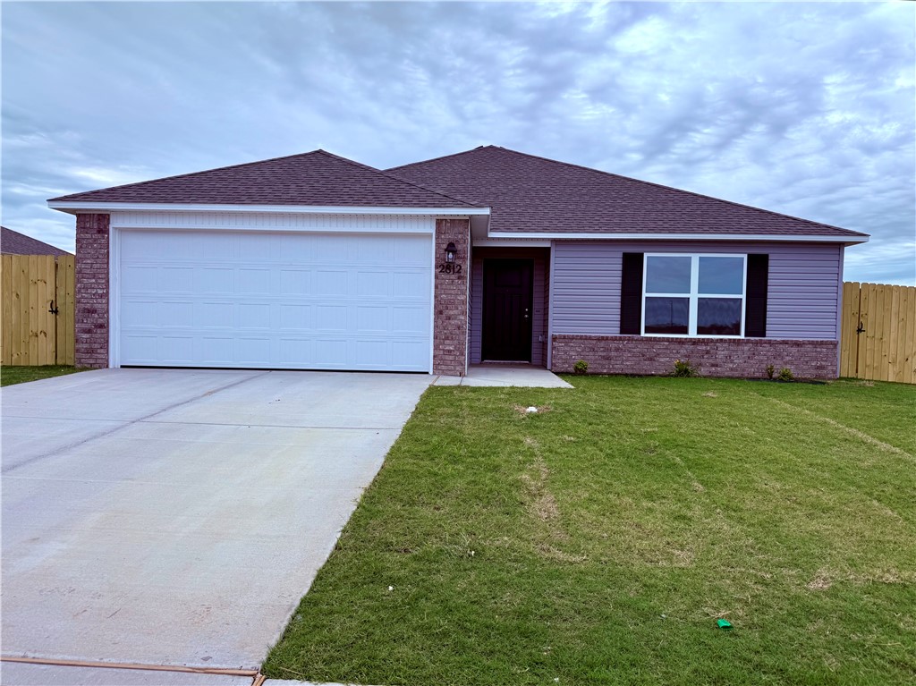 New construction!!! Great home in Pea Ridge. Open living area with granite counters and wood style flooring in main living area. Kitchen includes over the range microwave and dishwasher. 3 bedroom 2 baths, lots of storage. Covered patio and fenced back yard. Pets negotiable with additional deposit and pet rent.