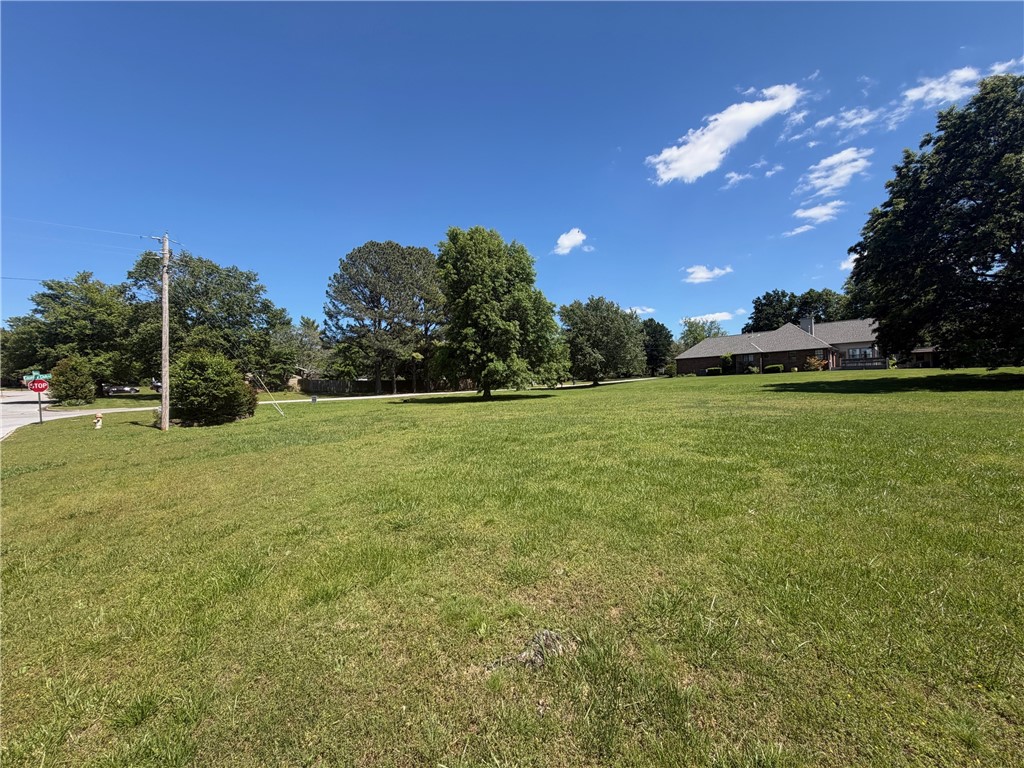 Country Club Estates - Land