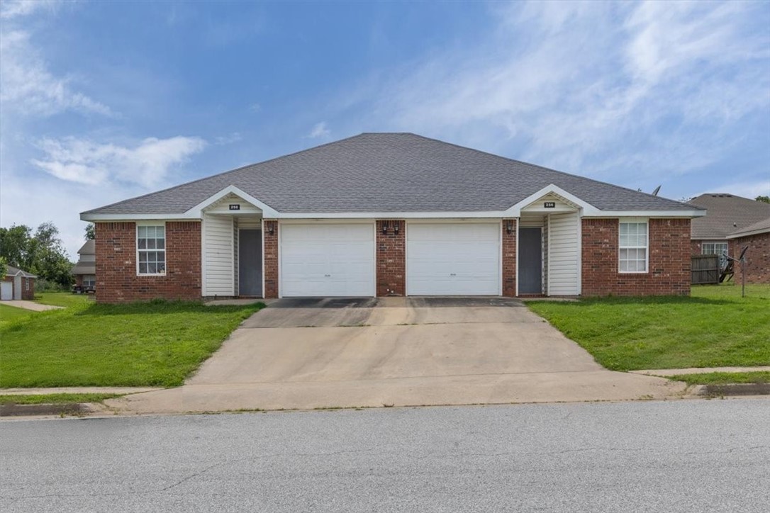 Fantastic investment opportunity! All-brick duplex featuring two spacious 3 bed, 2 bath units. Live in one side and rent out the otherāideal for house hacking or income generation. Located just 5 minutes from Bentonville West High School and 6.5 miles to downtown Bentonville. Close to Downtown Centerton and the New Centerton Community Center. Perfect for buyers looking to offset their mortgage with rental income. Each unit includes refrigerator, washer, and dryer.