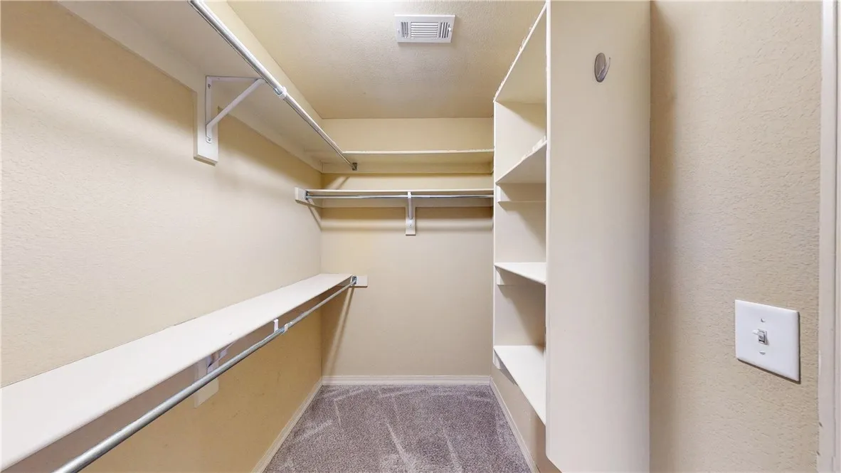 Bentonville, Arkansas 72713, United States, 3 Bedrooms Bedrooms, ,2 BathroomsBathrooms,Residential,Pending,78268