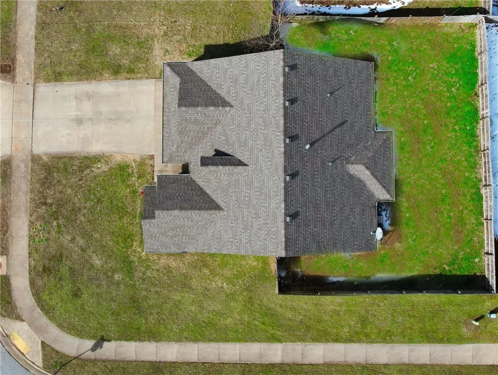 Bentonville, Arkansas 72713, United States, 3 Bedrooms Bedrooms, ,2 BathroomsBathrooms,Residential,Pending,78268