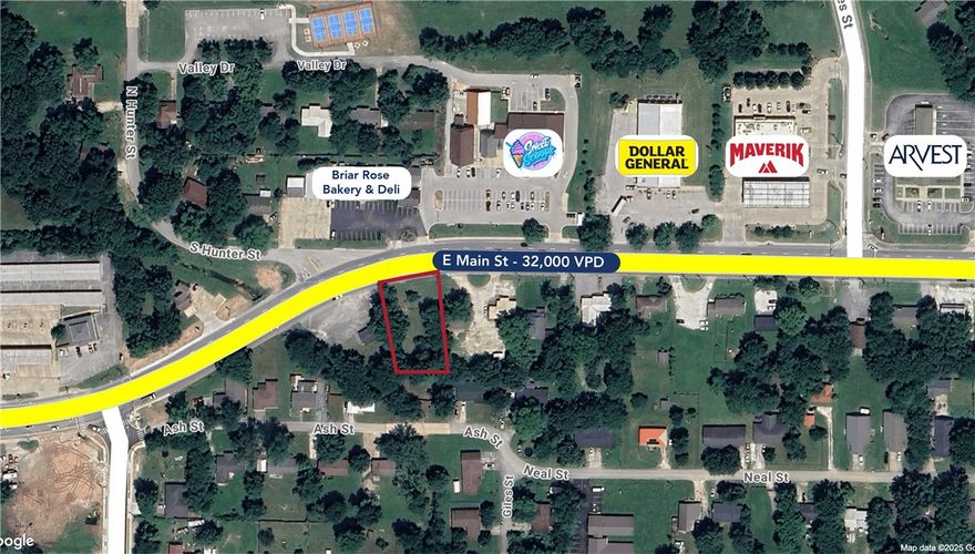 Zoned C-2. One of the fastest-growing residential communities in NWA. Near Walmart Neighborhood Market, Starbucks, Wendy's, Splash & Rudy's.