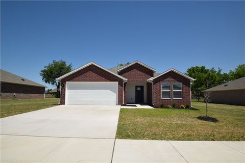 Photo of 346 Texas Avenue, Farmington, AR 72730 (MLS # 1346811)