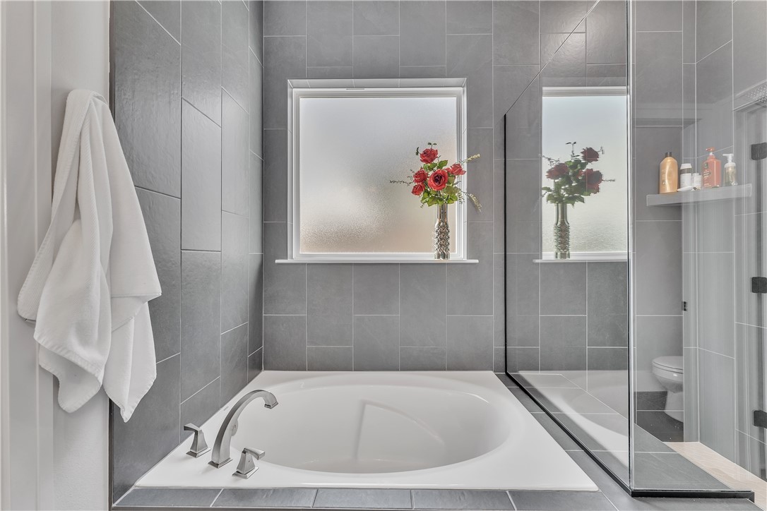 Cobble Creek Sub Rogers - Residential