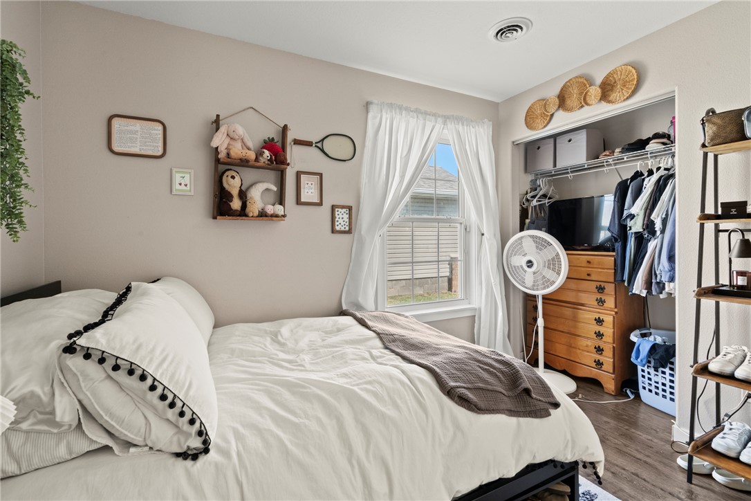 Hico Manor Sub Siloam Spgs - Residential