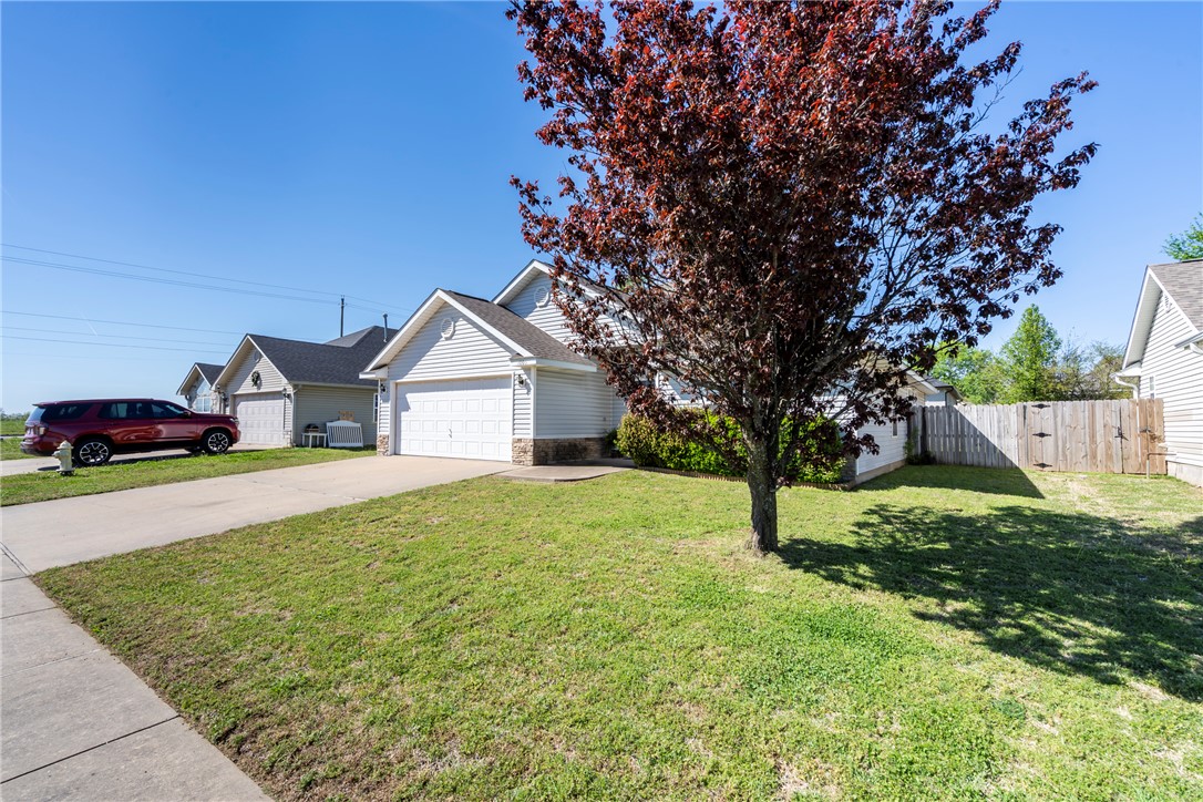 Hico Manor Sub Siloam Spgs - Residential