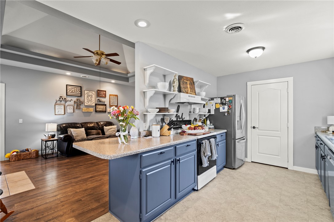 Hico Manor Sub Siloam Spgs - Residential