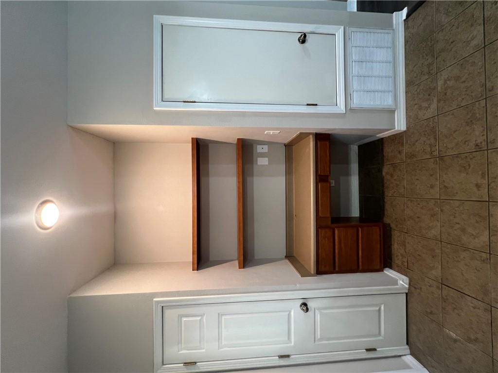 Thompson Hill Add Bentonville - Residential Lease