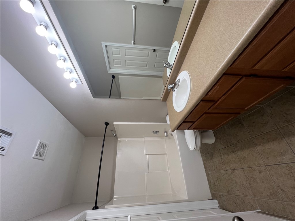 Thompson Hill Add Bentonville - Residential Lease