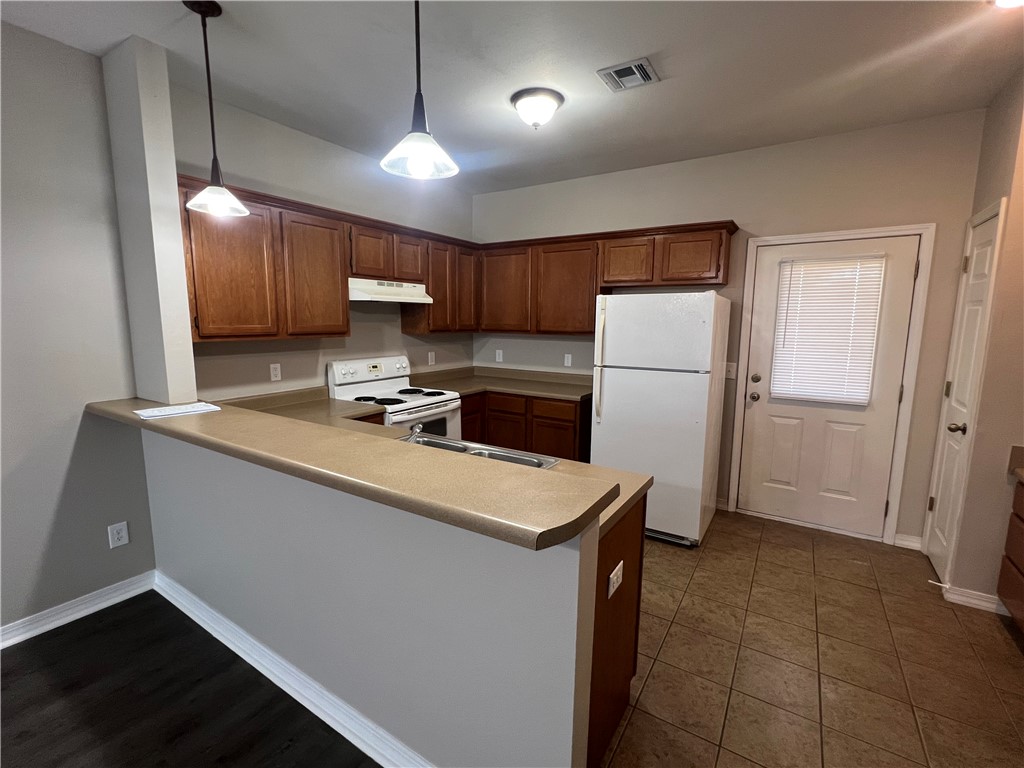 Thompson Hill Add Bentonville - Residential Lease