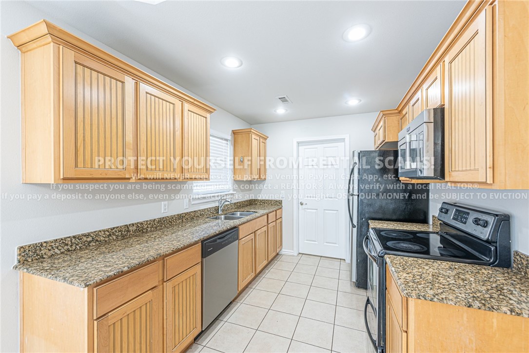 Bellwood Sub Ph I - Residential Lease