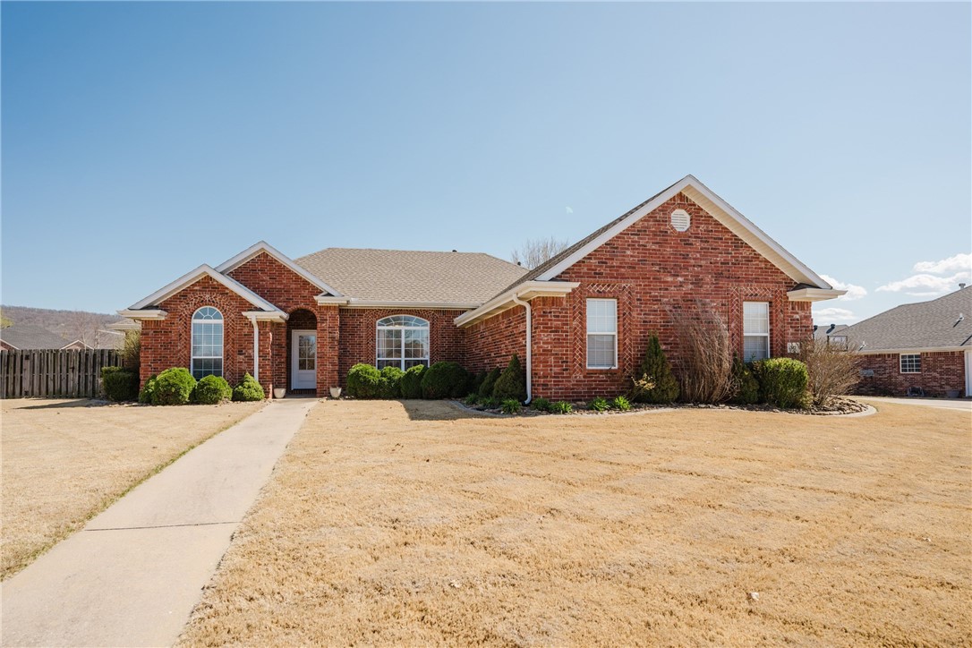 Welcome to 11228 Bear Drive in Farmington! This charming home sits on an oversized .28-acre lot, offering plenty of space both indoors & out. Inside, you'll find a cozy living room complete with a fireplace. The home features no carpet throughout, making for easy maintenance & a sleek, modern look. The kitchen is a true highlight, with a large island & a convenient eat-in area, ideal for family gatherings. The spacious covered back patio provides a great spot for outdoor entertaining or simply enjoying the fresh air. A stunning custom tile shower adds a touch of luxury to the bathroom. For added convenience, a shed in the backyard, patio TV, ring camera, & 2 additional cameras will convey. Located just minutes from Farmington schools, this home offers both comfort & convenience. Home has home warranty until January 1, 2026 & prepaid contract with Fairway Lawns through end of 2025. Don't miss out on this fantastic opportunity, schedule your showing today!