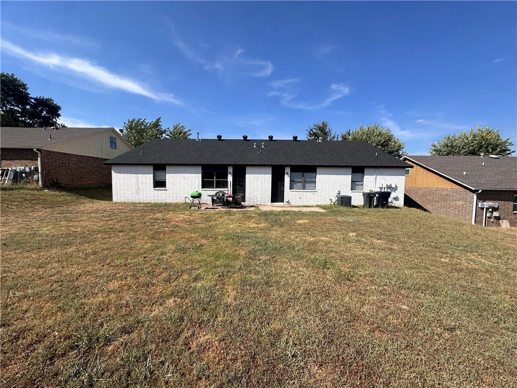 2432 & 2434 W Magnolia Street