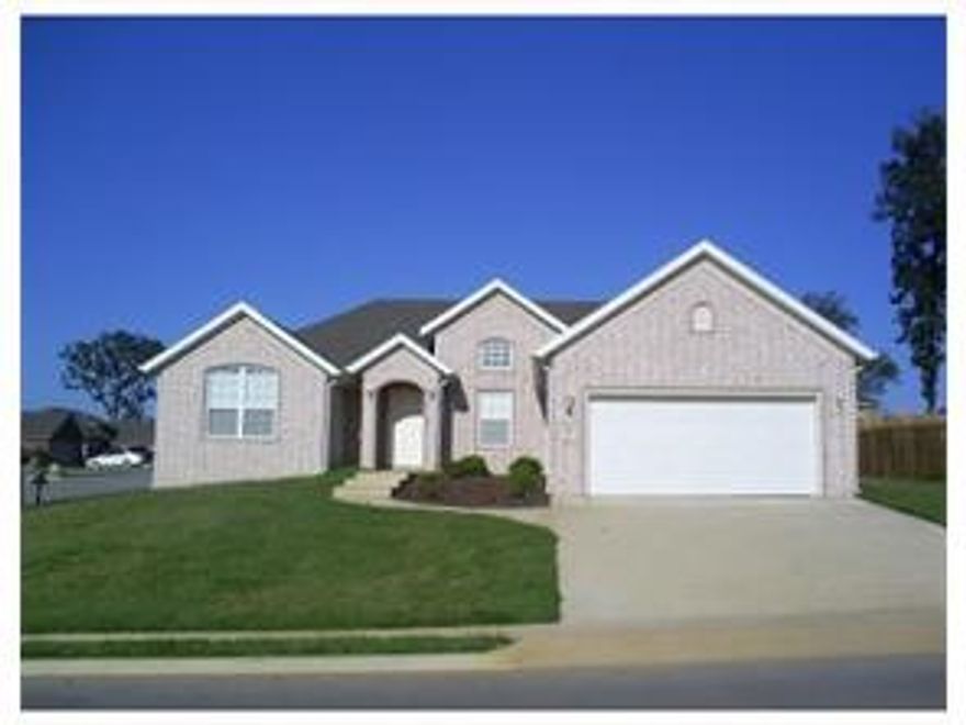 Showings start 4/1/26 once vacant. Additional $75/month for 6-month lease term.