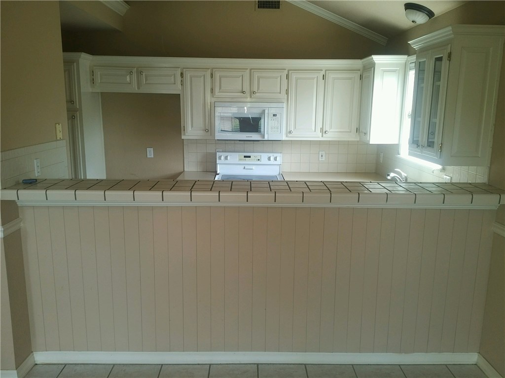 Crossover Heights - Residential Lease