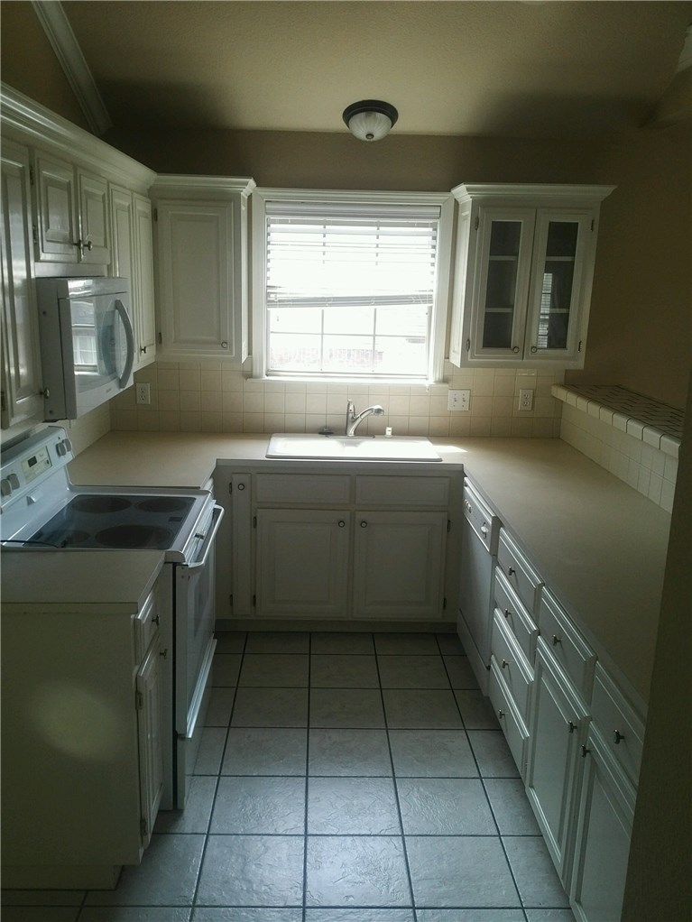 Crossover Heights - Residential Lease