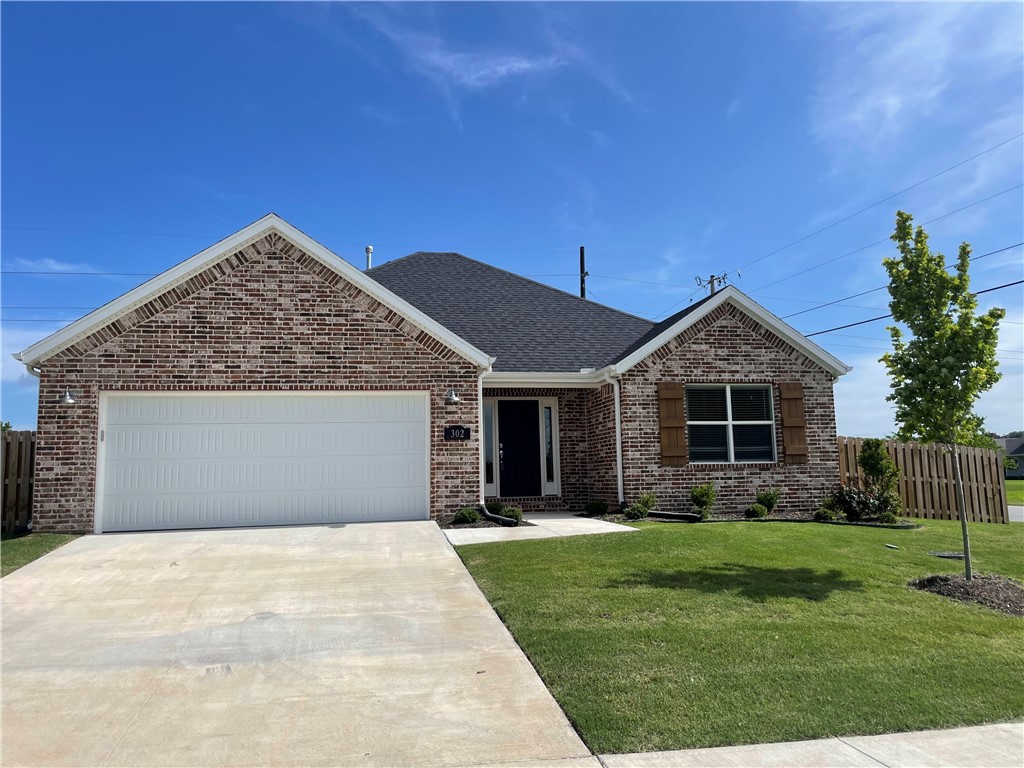 New 3 bedroom 2 Bath home was used for Model Home during the building process. Goose Creek Village is our newest subdivision in Farmington. Located off of Wedington Dr. and Double Springs Rd., in West Fayetteville. Just minutes from Walmart Neighborhood Market and a variety of restaurants. Home is fully complete and move-in Ready