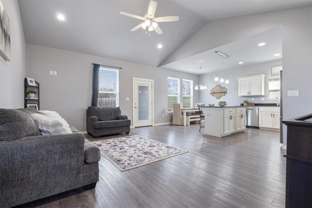 Lincoln Outlots - Residential