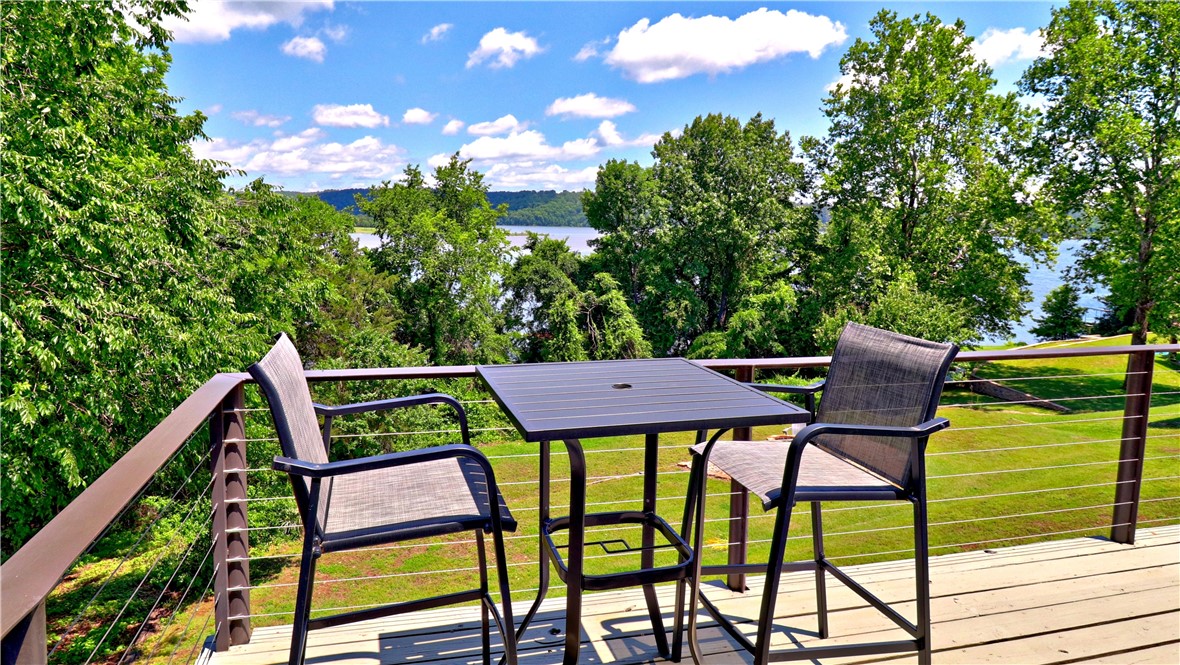 Pullens War Eagle Bay Sub - Residential