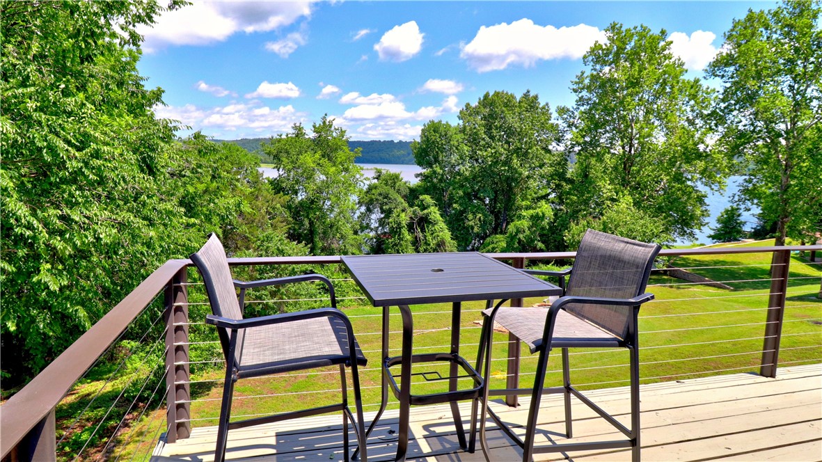 Pullens War Eagle Bay Sub - Residential