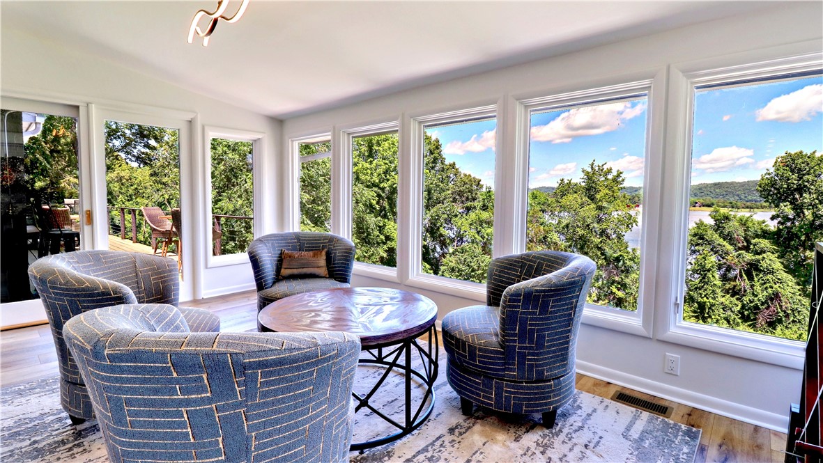 Pullens War Eagle Bay Sub - Residential