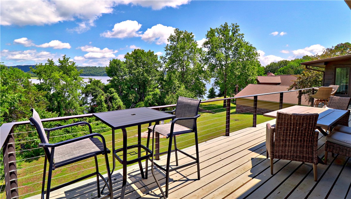 Pullens War Eagle Bay Sub - Residential
