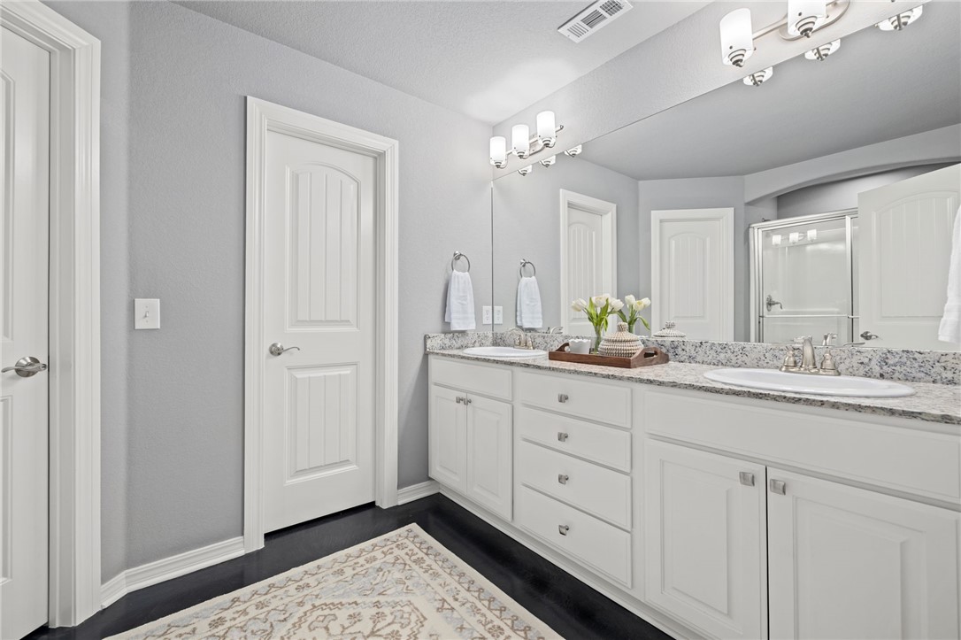 Holcomb Heights - Residential