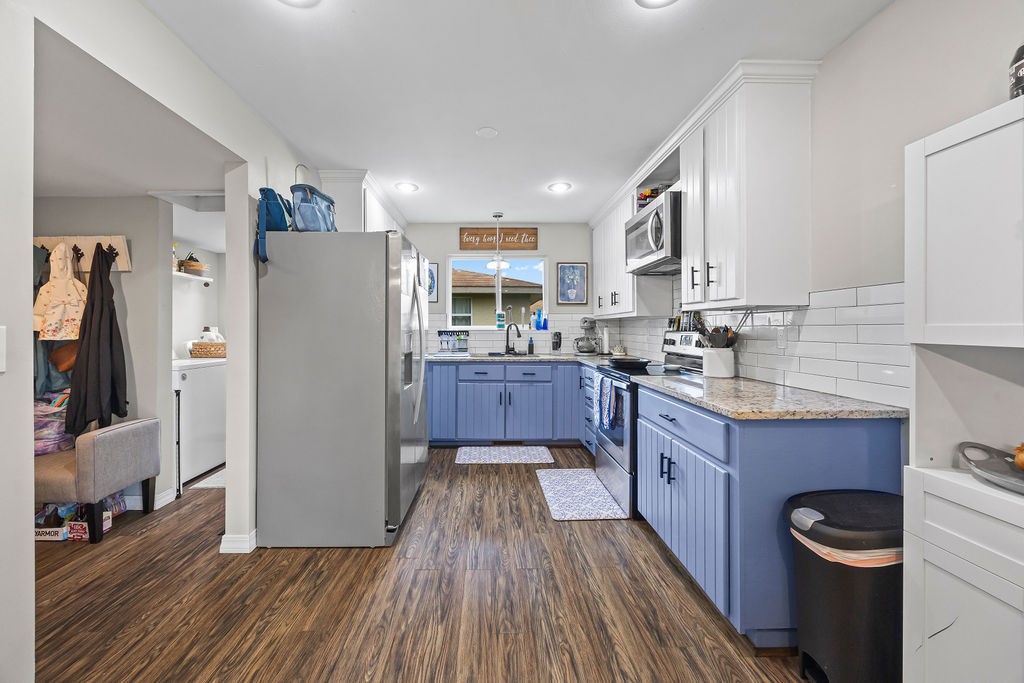 Roberts & Musteen Add Rogers - Residential