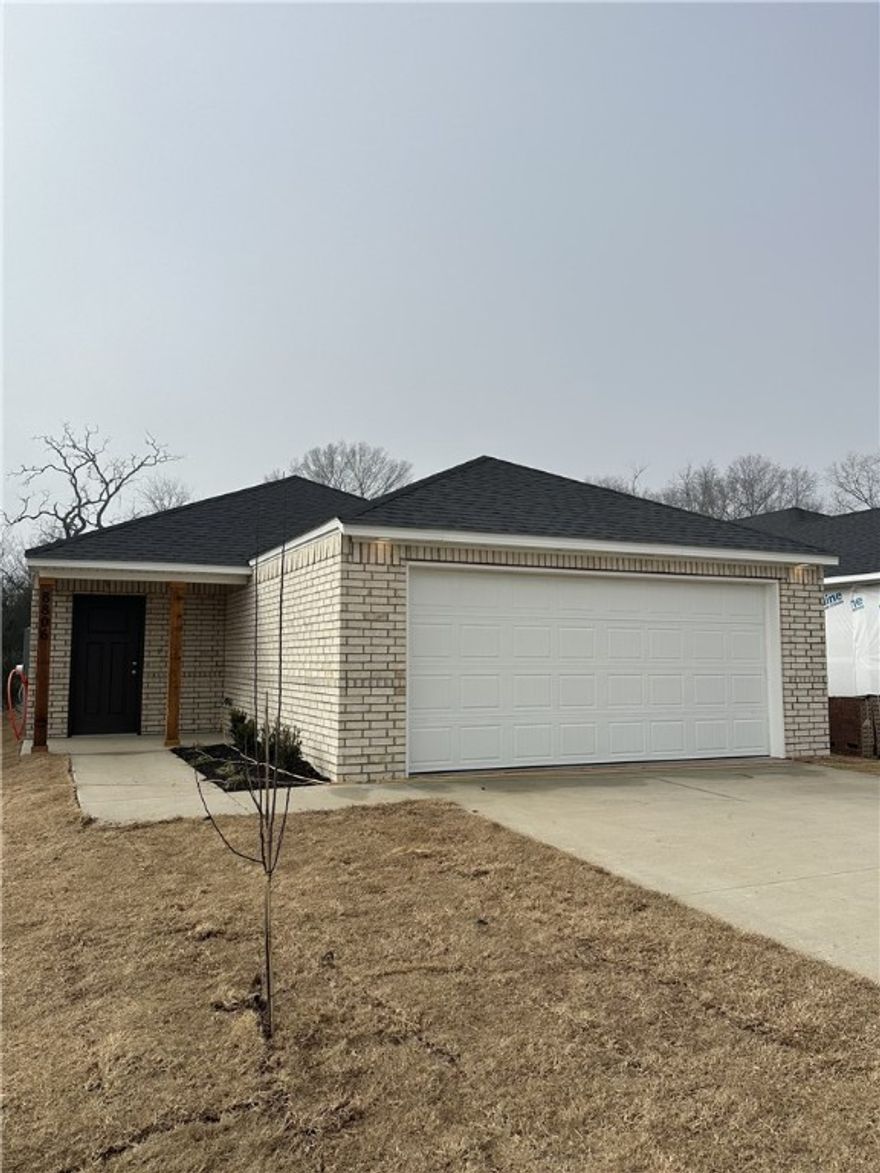 The lovely Somerville is rich with curb appeal with its welcoming front porch and gorgeous front yard landscaping. This open floorplan features 3 bedrooms, 2 bathrooms, and a spacious living room. Enjoy an open dining area, and a charming kitchen conveniently designed for hosting and entertaining. The beautiful back covered patio is great for relaxing. Learn more about this home today! *Photos are of similar model.