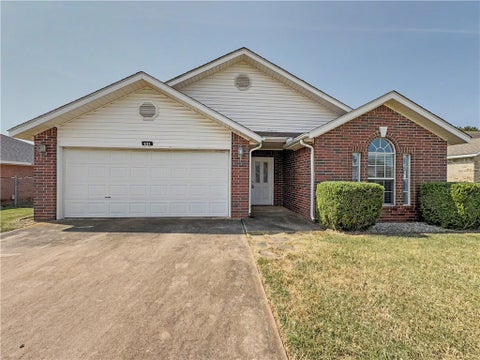 Photo of 921 Sunflower Street, Centerton, AR 72719 (MLS # 1356227)