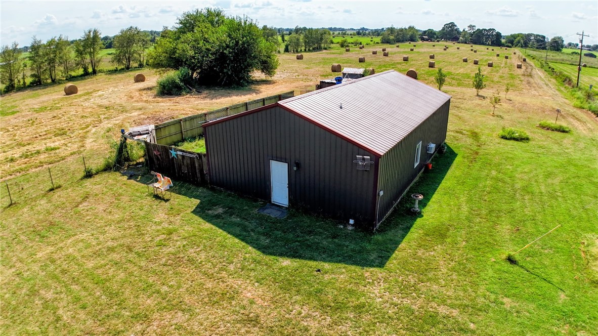 Country living meets functionality in this 2-bedroom, 1.5-bath home offering approximately 1,344 sq. ft. of living space. Situated on 3± acres, this property features an open living/kitchen area, spacious bedrooms, and a full bath plus half bath for convenience. Located in a quiet rural setting, youāll enjoy privacy, open skies, and room to spread outāall while staying within a reasonable drive to nearby towns and amenities.
Adjoining 10 +/- acres also available. See MLS 1317316