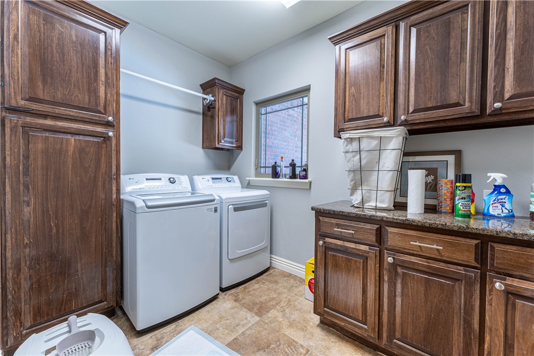 Estates At Brush Creek - Residential