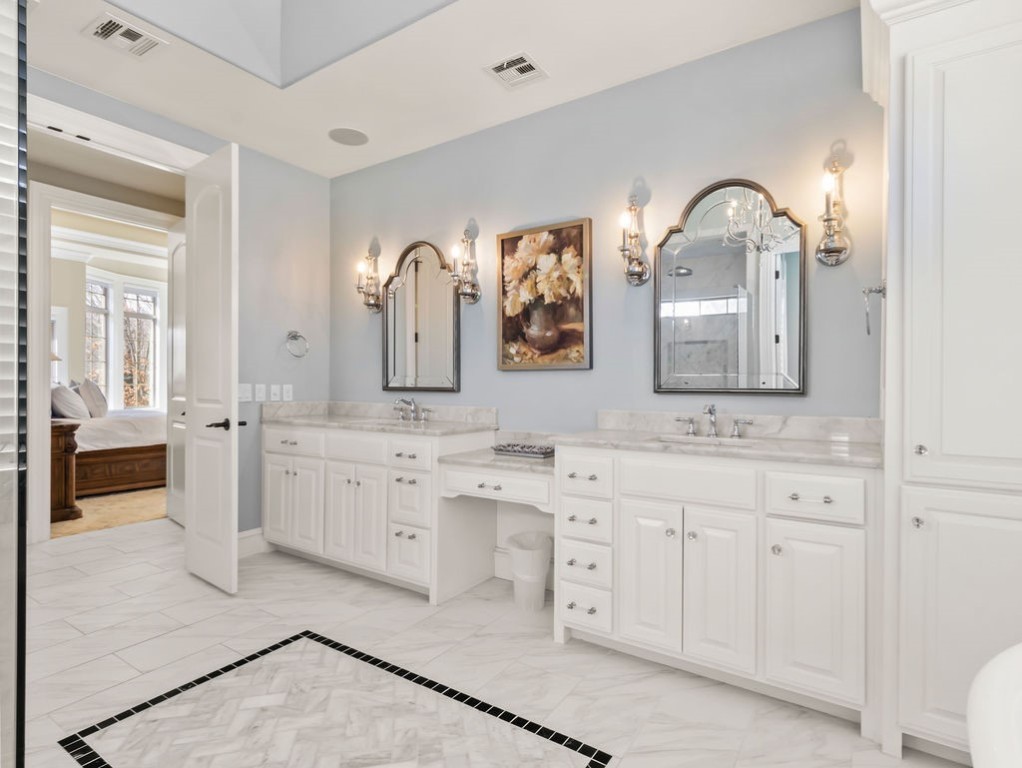 Versailles - Residential