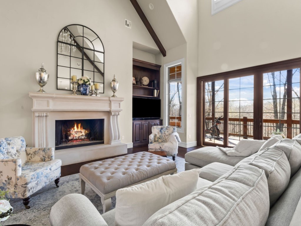 Versailles - Residential