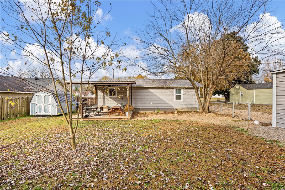 Clarksville 321023 - Residential