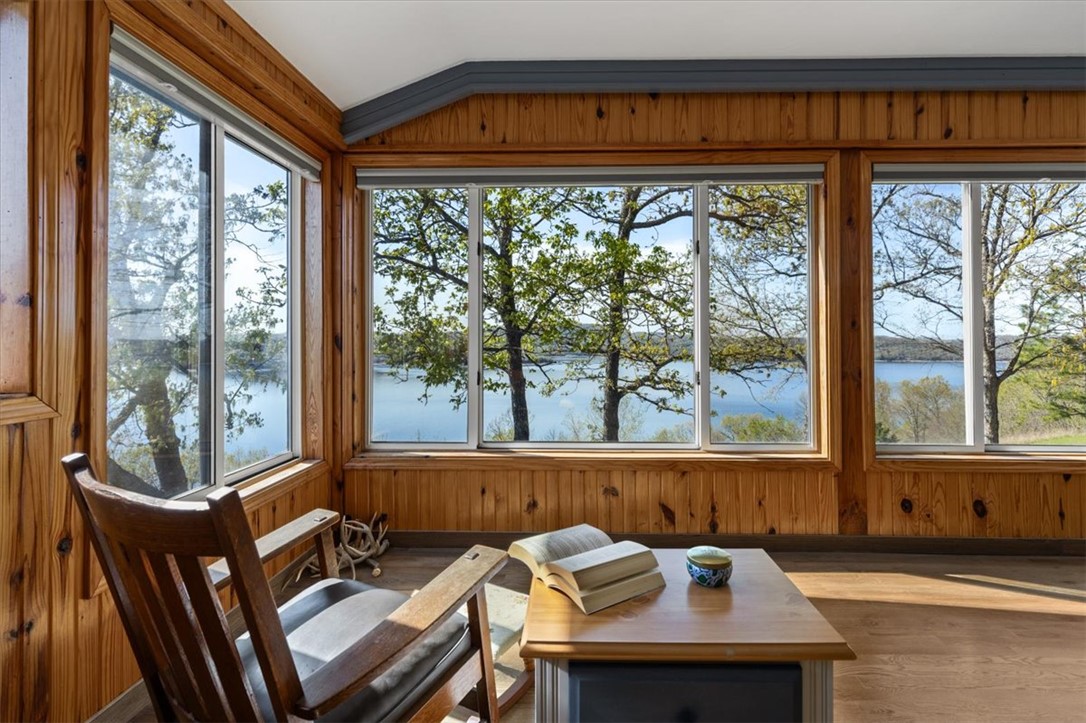 Point Mirage - Residential