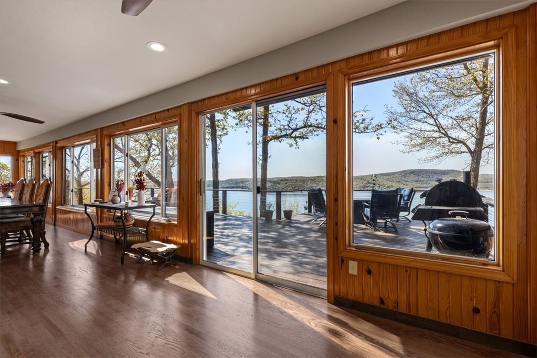 Point Mirage - Residential