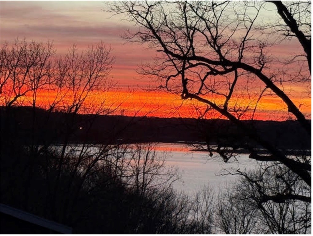 Point Mirage - Residential