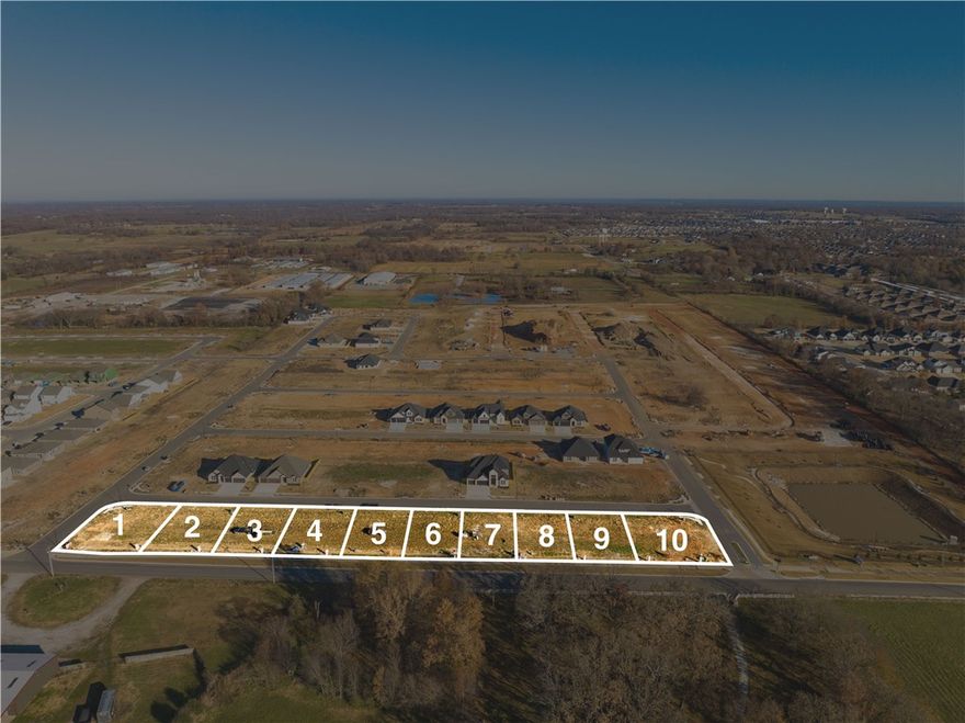 Silver Leaf Estates offers 28 available lots ready for the development of new homes. Located in the West
Bentonville/Centerton Area, this community features serene amenities like a peaceful pond and
picturesque walking trails. Future enhancements, including a clubhouse, pool, pet wash, dog park,
playground, and more, are planned for Phase 2. Lots ranging from 0.15 Acres to 0.20 Acres. Covenants are in place to maintain the community's standards.