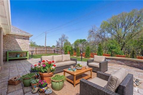 Photo of 3907 SW Pecan Circle, Bentonville, AR 72713 (MLS # 1341596)